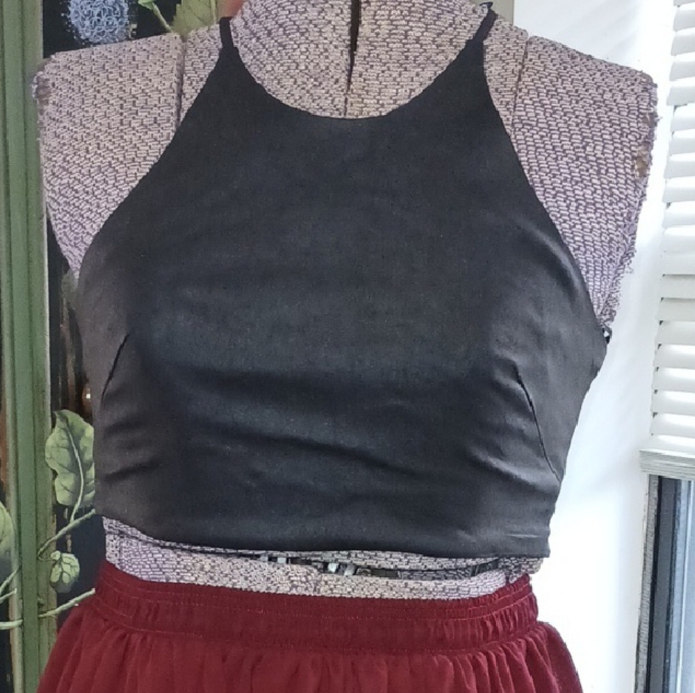 Forever 21 Black Fitted Crop Tank Top